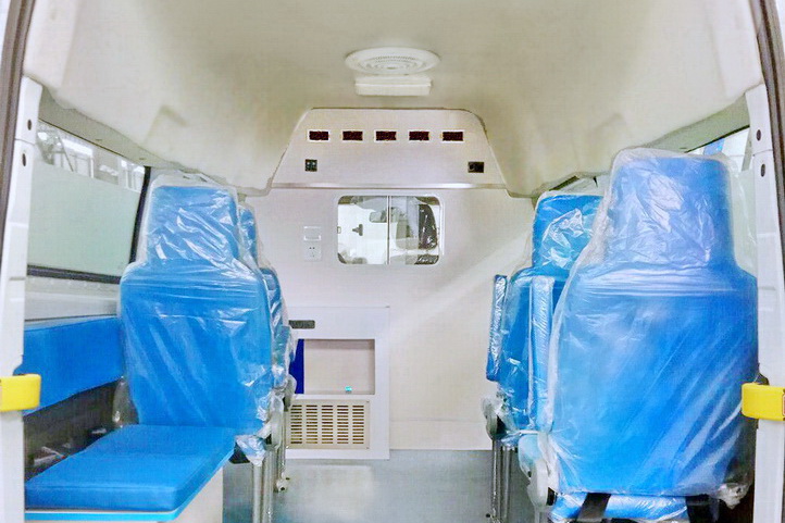 新全順短軸平頂救護車V362運輸型內(nèi)飾圖